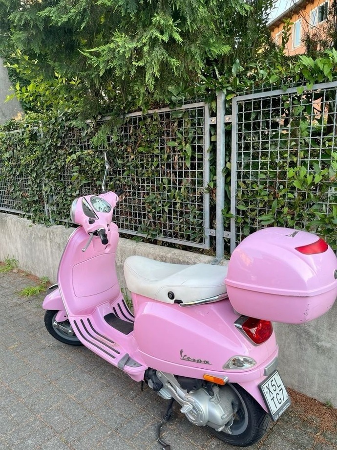 Bu Pembe Motor Çok Tatlı Değil Mi, Motor Kaplama Ne Kadar Maliyeti Var?