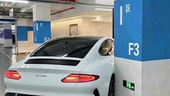 Usta bir şoför olarak zor durumlarda ileri mi gitmek daha mantıklı geri mi?