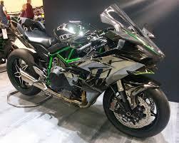 Kawasaki H2 mi H2R mi, aradaki farklar ne ve hangisini almak daha mantıklı?