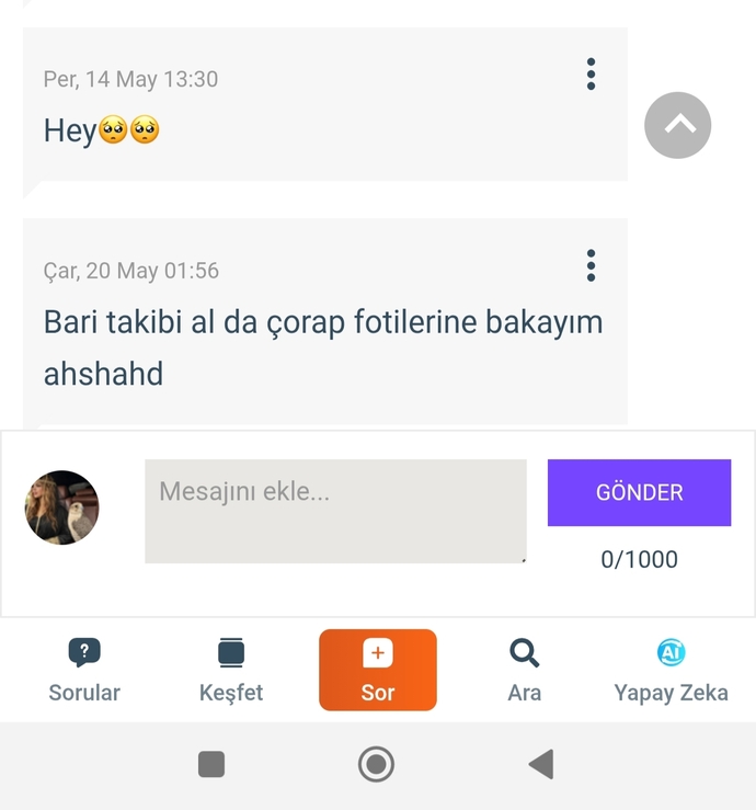 Uzun zamandır sormuyordum özlemişsinizdir dedim🤭🤭sade düz çorapla koca bulma şansım daha yüksek olur mu?🤭?