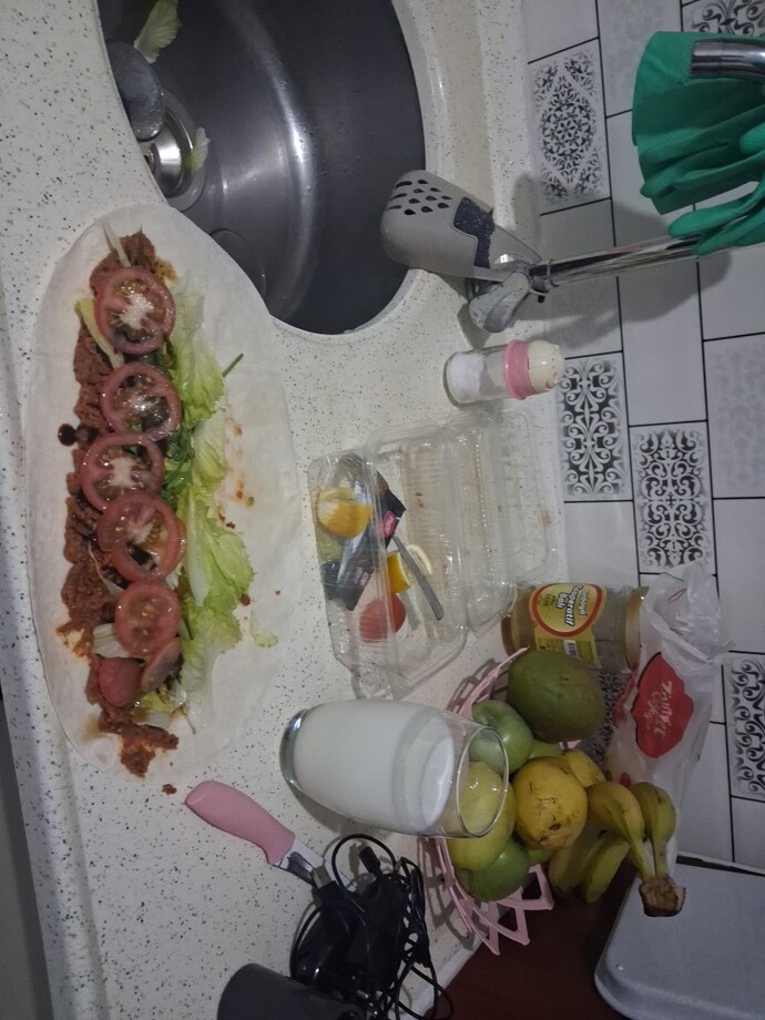 Size 3 dilim çiğköfte bırakılırsa siz ne yaparsınız, nasıl yersiniz?