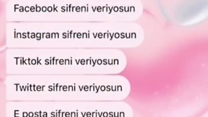 Sevgiliniz böyle uçuk isteklerde bulunursa katlanır mısınız yoksa ayrılır mısınız?
