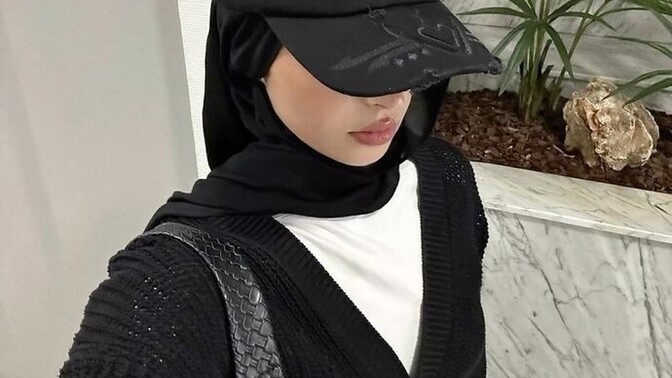 Kapalı kadınlar neden şapka takar?