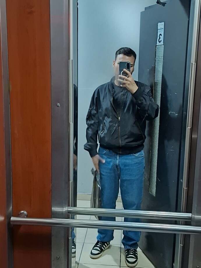 Kilo var bende bi tık şu an 72-73kg civarıyım bi 65kg olsam iyi olur mu göbek var fazla bende sizce?