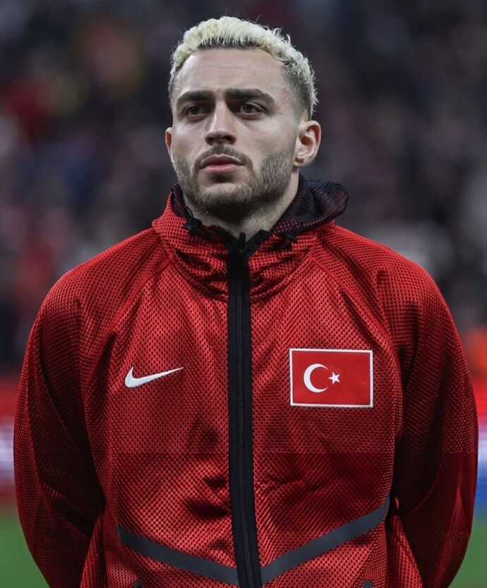 Sizce Barış Alper Yılmaz abartıldığı kadar yakışıklı mı?