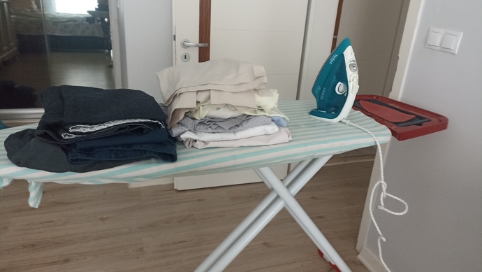 Yaz aylarında ütü yapmak neden bu kadar zor geliyor, siz nasıl baş ediyorsunuz?