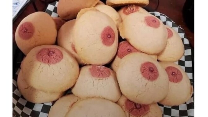 Sizce saçma sapan sosyal medya akımlarına en mantıklı tepki ne olmalı?