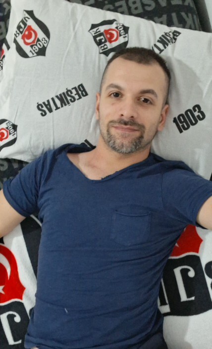 Kadınlar neden işe yaramayan yüz temizleme cihazı gibi çöp şeylere para verir?