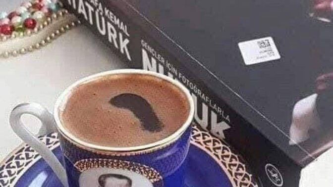 Kahve acı mı olmalı şekerli mi?
