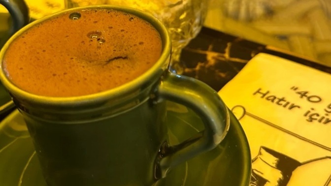 Tük kahvesi ile çay arasında tercih yapmanız gerekse hangi tarafı seçersiniz?