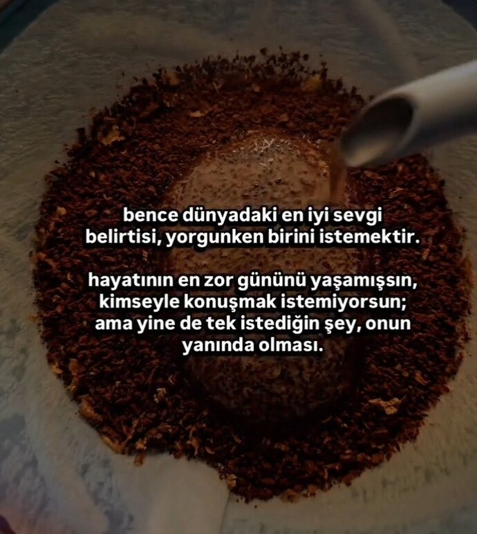 İyi geceler diliyorum 🥰 sizce en bariz sevgi belirtisi nedir?