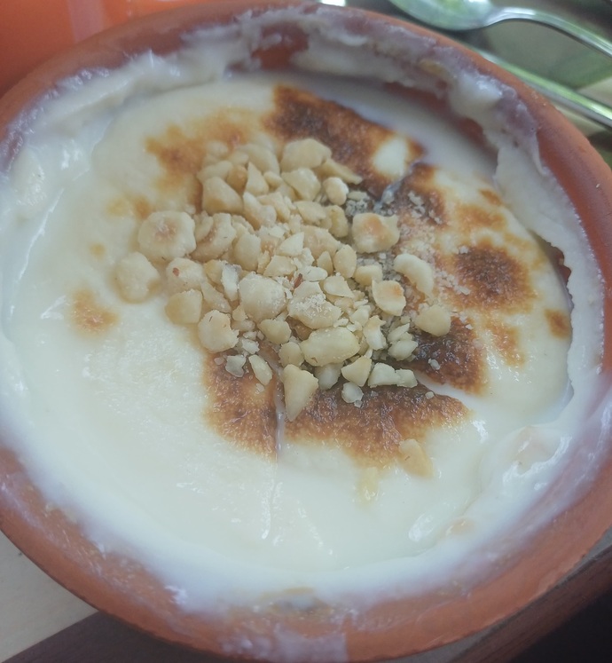 Sütlü tatlıda senin favorin ne, sütlaç mı kazandibi mi yoksa başka bir şey mi?