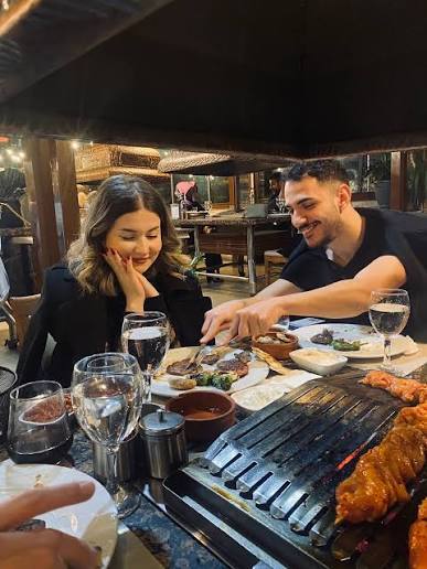 İlk buluşmada Ocakbaşına götüren sevgiliden olur mu?