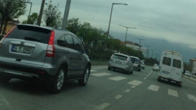 İstanbul trafiğinde arabayla birini film sahnesi gibi takip eden oldu mu, siz neler yaşadınız?