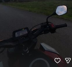 Fotoğraftaki bu motorun marka ve modelini nasıl öğrenebilirim?