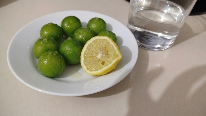 Limonlu tuzlu pul biberli erik gerçekten lezzetli mi yoksa abartı bir trend mi?