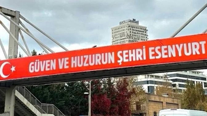 Bayramda ne zaman evleniyon guzum sorusu mu daha rahatsız eder? yoksa ıslak tuvalet terliği mi?