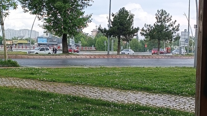 Siz de yağmur izlemesini sevenlerden misiniz, yağmur sesi ruhunuzu rahatlatıyor mu?