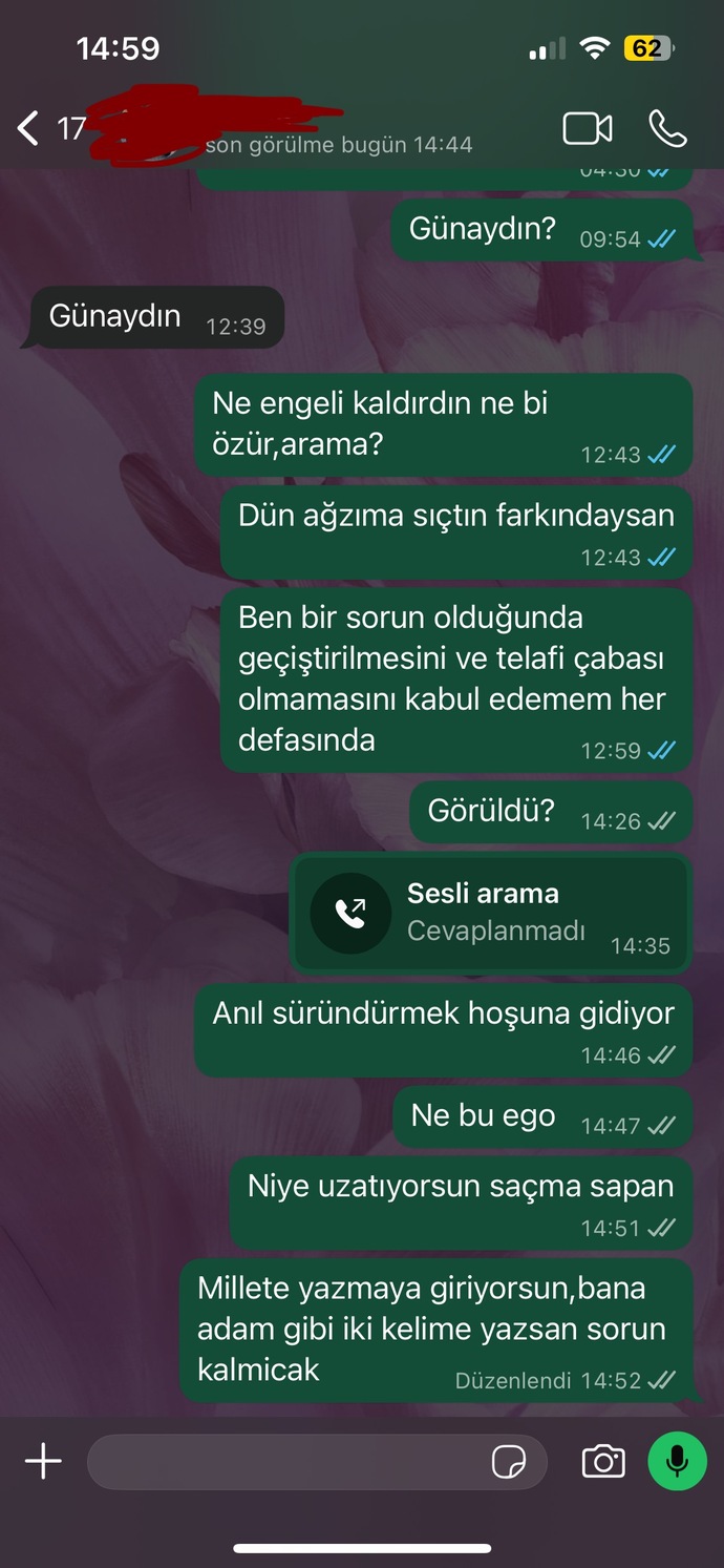 Nolur yardım edin, Sevgilim tartıştık ben haklıyken trip atıp naz yapıyor ne yapmalıyım?