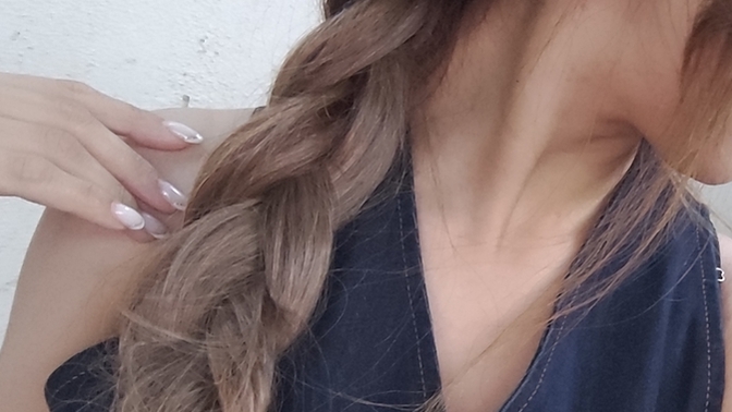 Nasılım? hep çorap olmaz böğün de saçlarımı soraaam dedim örgüm nasıl olmuş kismetim açılır mı? 🤭🤭?