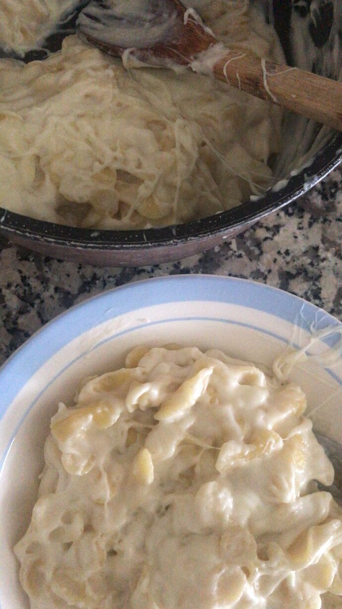 Akşam yemeği için yaptığım makarna nasıl olmuş sizce, kaşarı çok mu abarttım?