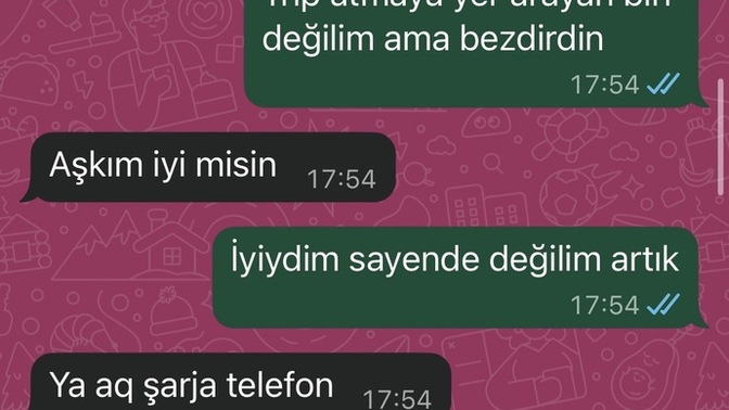 Sizce bilerek mi yapıyor böyle?