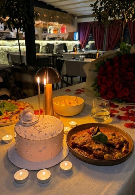 Bu fotoğraf nasıl sizce Ai mi yoksa gerçek mi anlayamadım yardım edin?