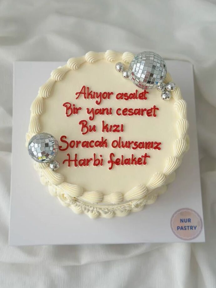 Siiiizce hangi pasta daha güzelll?