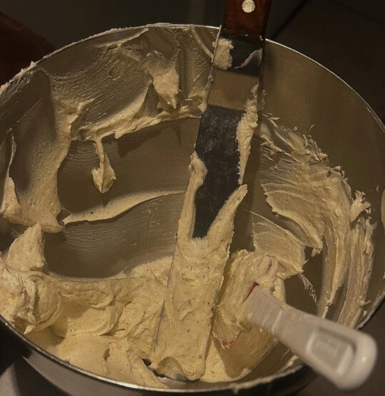 Bayramda baklava açmayı bilmiyorum kremalı pasta yapsam olur mu?