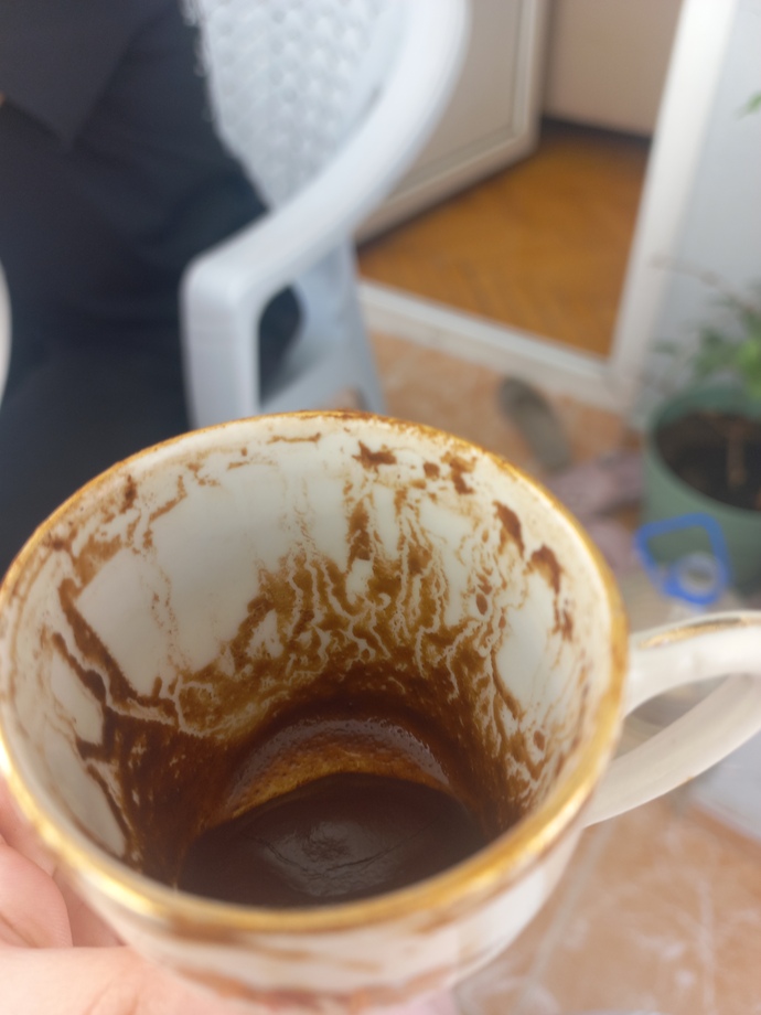 Kahve falı bakabilen?