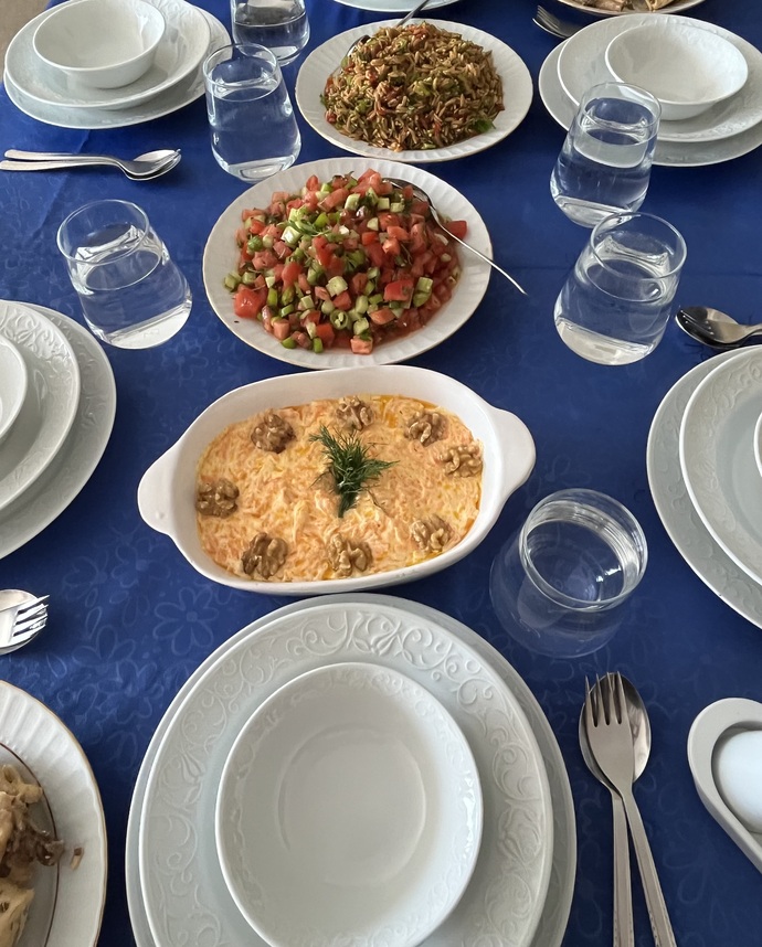 Yemek yaptım yer misiniz?