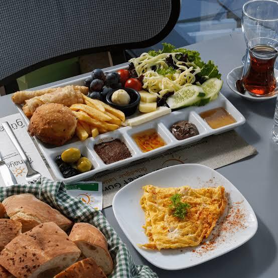 Kaç öğün yemek yiyorsunuz?