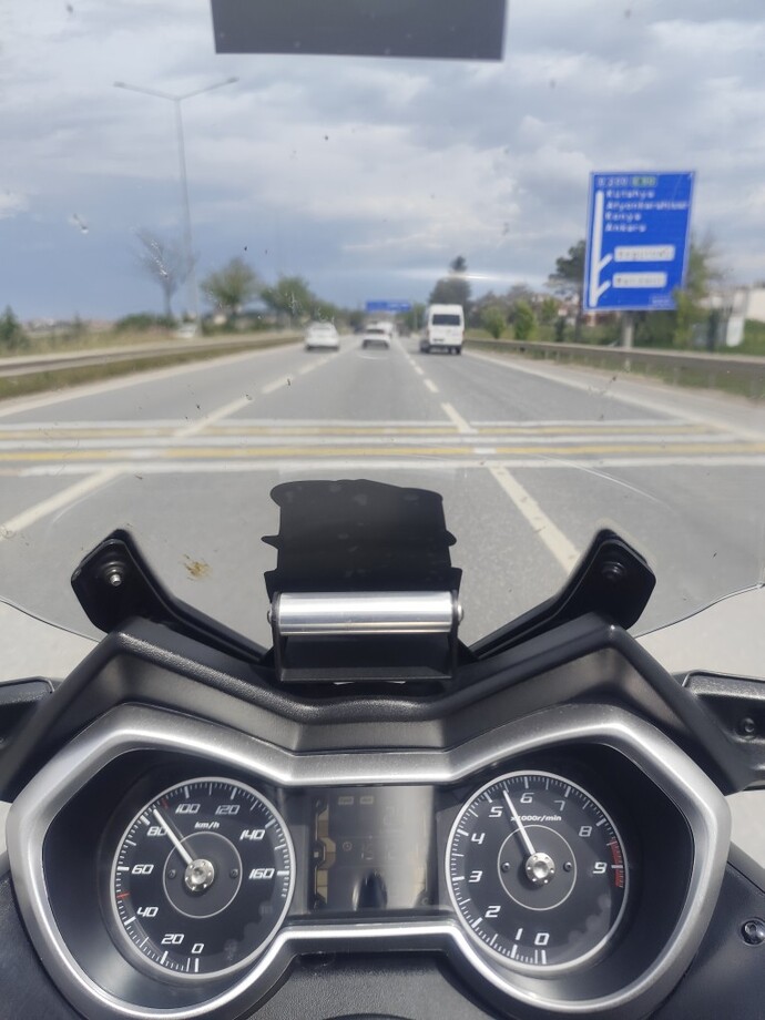 Evde misafir varken dışarı çıkıp eve dönmek istememek normal mi, neden böyle oluyorum?