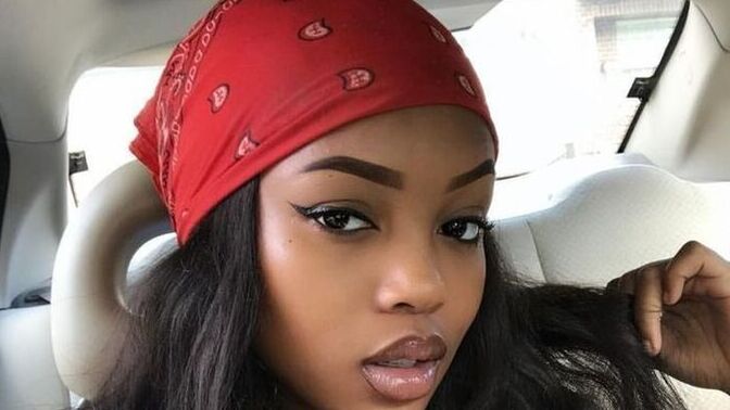 Sizce bandana takmak hoş duruyor mu yoksa modası geçti mi artık?