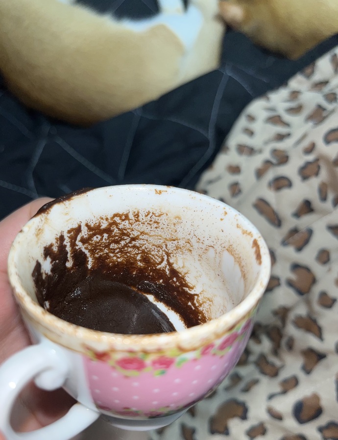 Gerçekten fal bakabilen var mı, çok ihtiyacım var lütfen yardımcı olur musunuz?