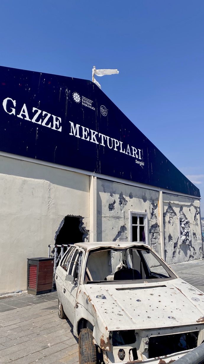 Üsküdar Gazze mektupları sergisine gideniniz var mı?