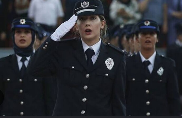 Polislik mesleği ile ilgili ne düşünüyorsunuz bu devirde olur mu?