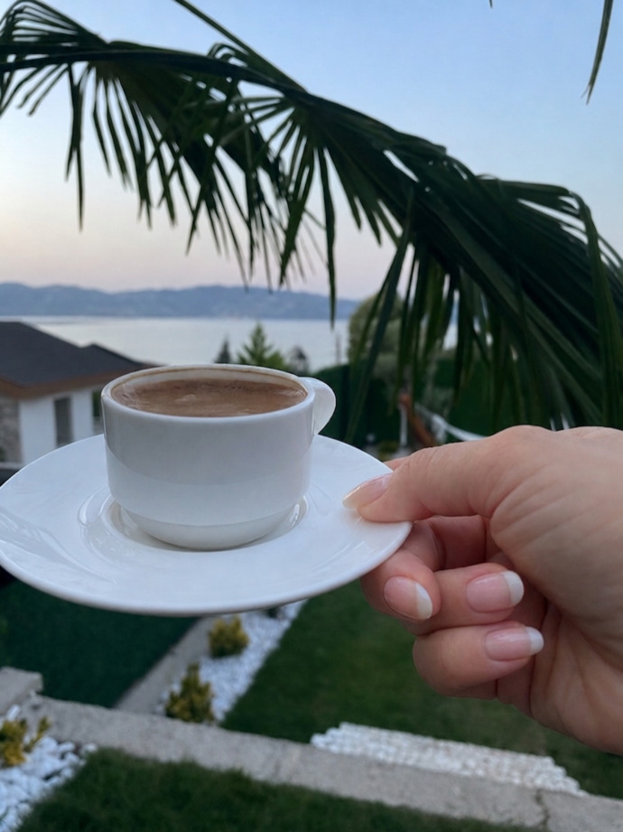Balkon özel alan mıdır, kamusal alan mı?