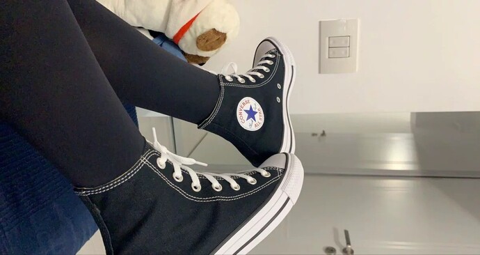 Converse sever misiniz?