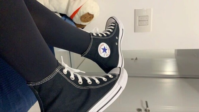 Converse sever misiniz?