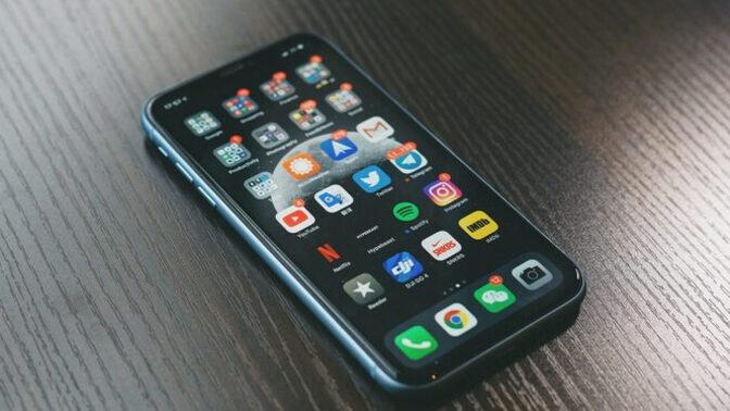 Cep telefonuna kurduğunuz ilk uygulama hangisi?