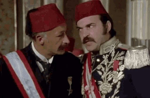Polis olanlar bakabilir mi?