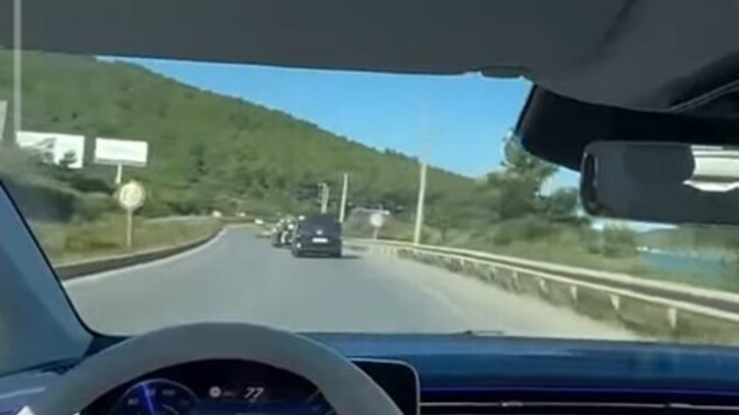 Sevgiliniz ile fotoğraf paylaşırken , yazacağınız yazılar hazır mıı 😂?