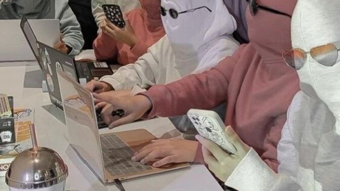 Siteyi ciddiye almamak havalı mı 😂?