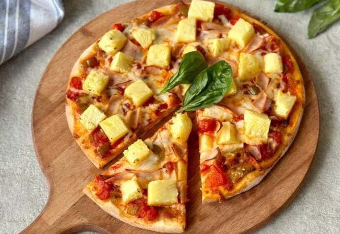 Ananaslı pizza hakkında ne düşünüyorsunuz daha önce hiç yediniz mi?
