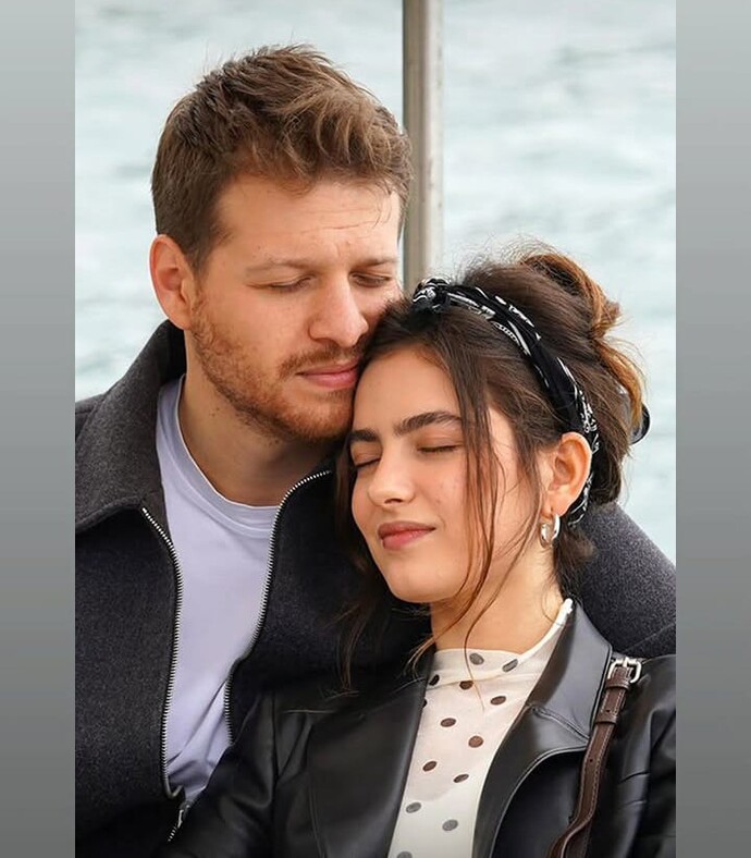 Taşacak bu deniz dizisindeki her sahne çok sıkıcı değil mi?