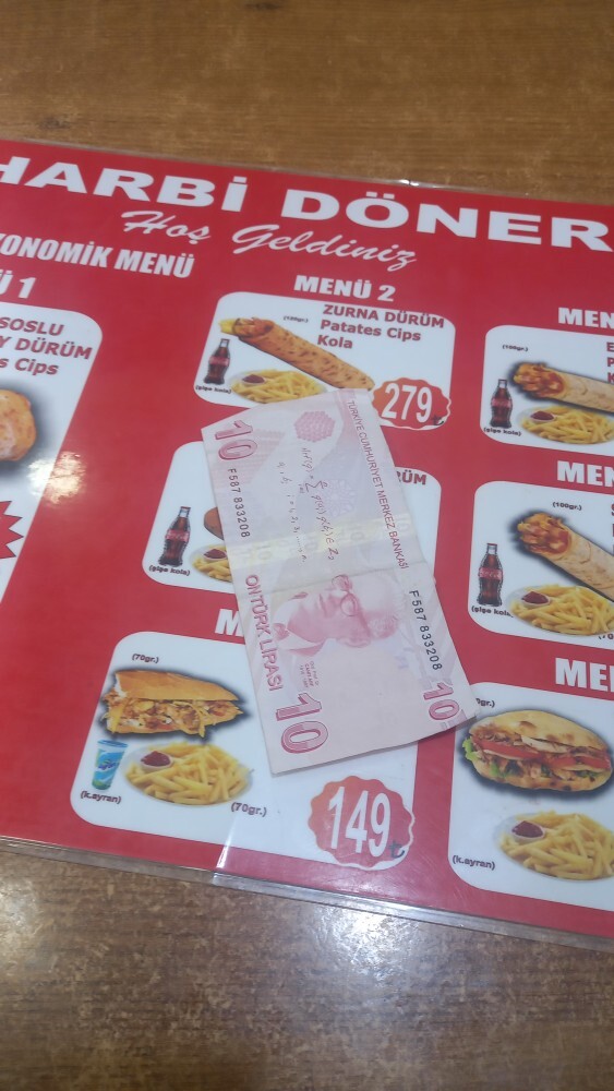 Para üstünü bahşiş olarak bırakmak ayıp mı, sizce ne kadar bırakılır?
