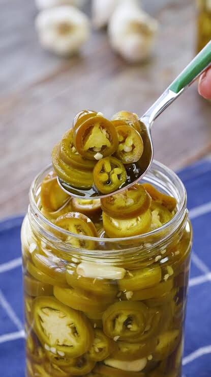 Jalapeno biber seven var mı?