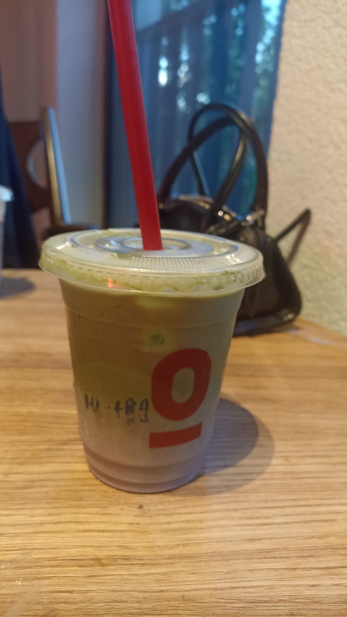 Matcha latte içenler yorumlara gelsin, tadı nasıl buldunuz?