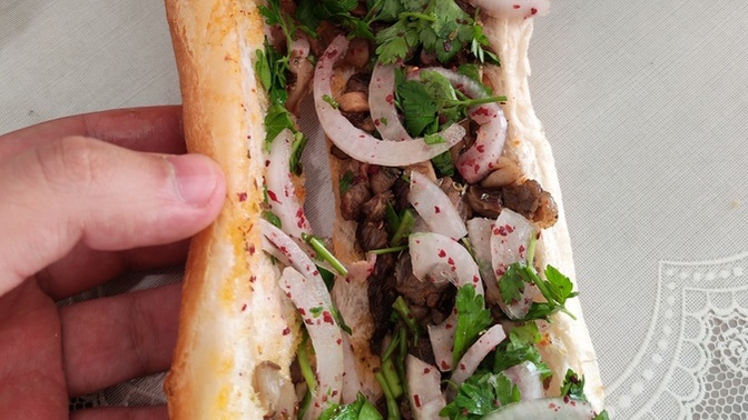 Et tantuni mi yoksa tavuk tantuni mi seviyorsunuz?